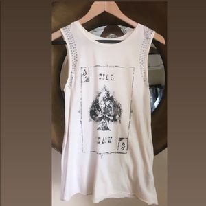 GUESS woman’s tank top
